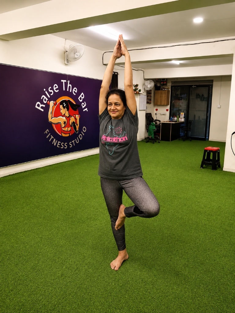Mansee Ma'am - Yoga Coach
